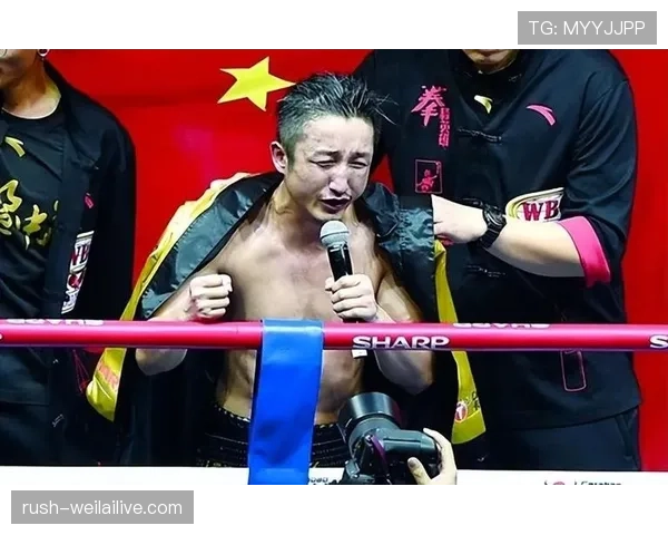邹市明家的冰箱里塞满蛋白粉,邻居以为他开了健身房 邹市明家的冰箱里塞满蛋白粉,邻居以为他开了健身房